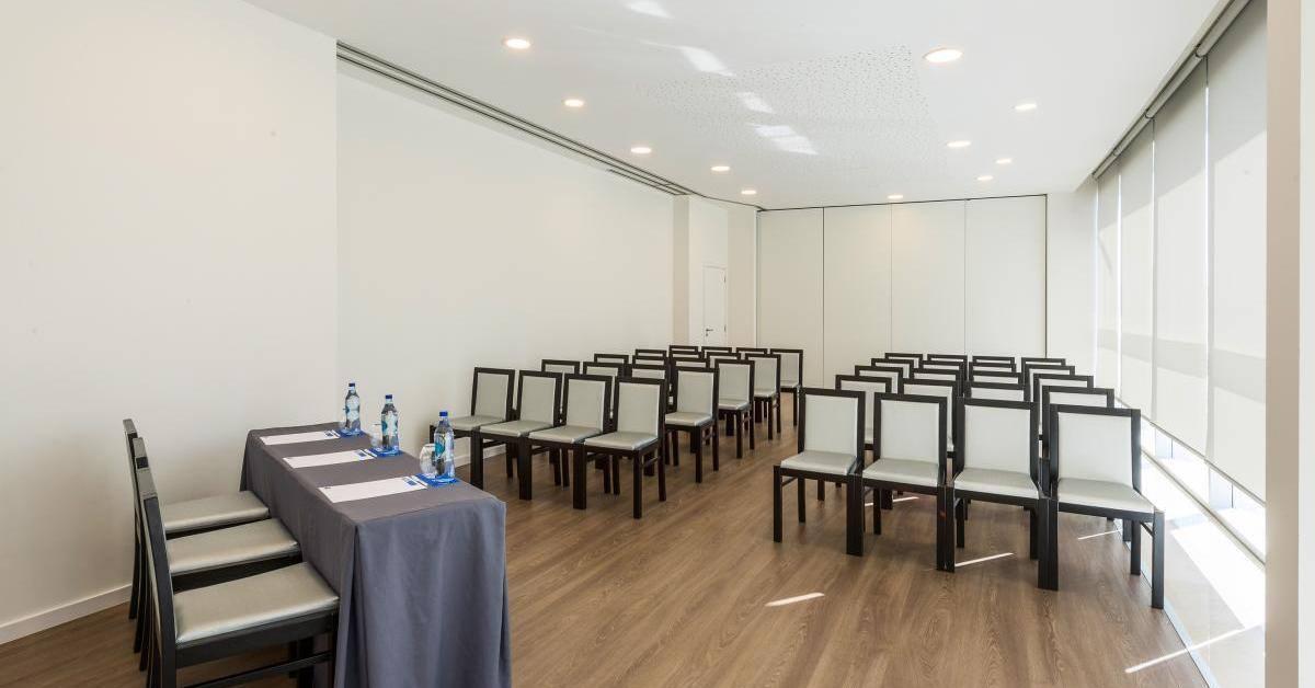 Tryp By Wyndham Leiria Hotell Exteriör bild