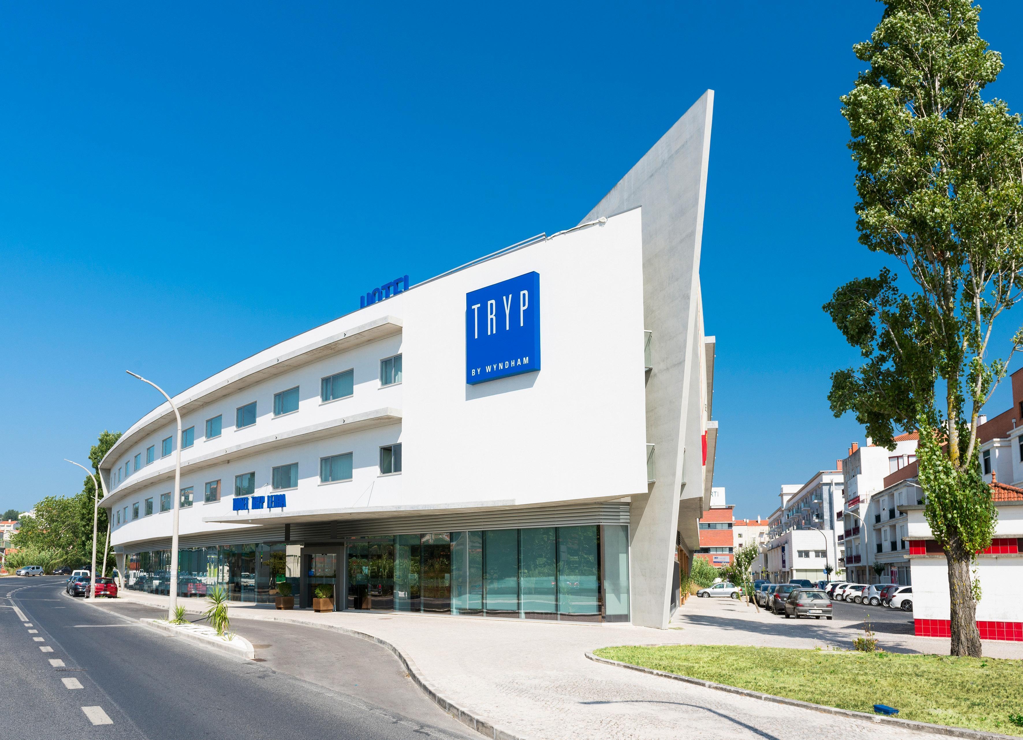 Tryp By Wyndham Leiria Hotell Exteriör bild